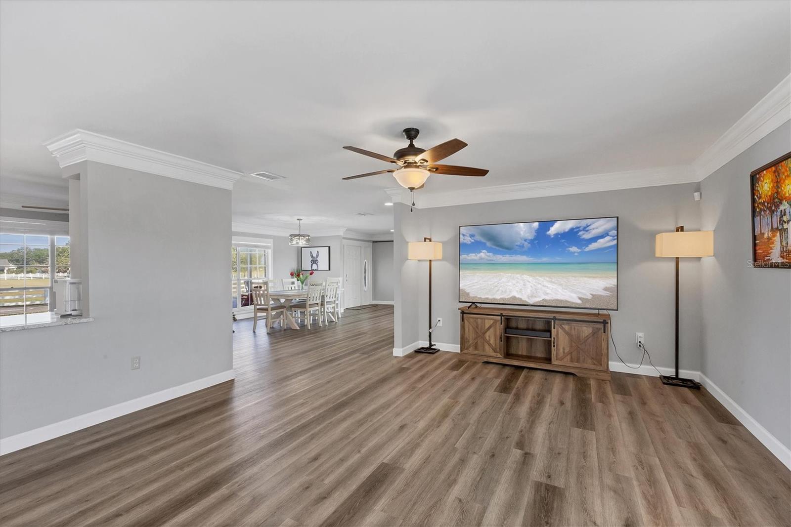 ROY FAMILY RANCHES - Residential