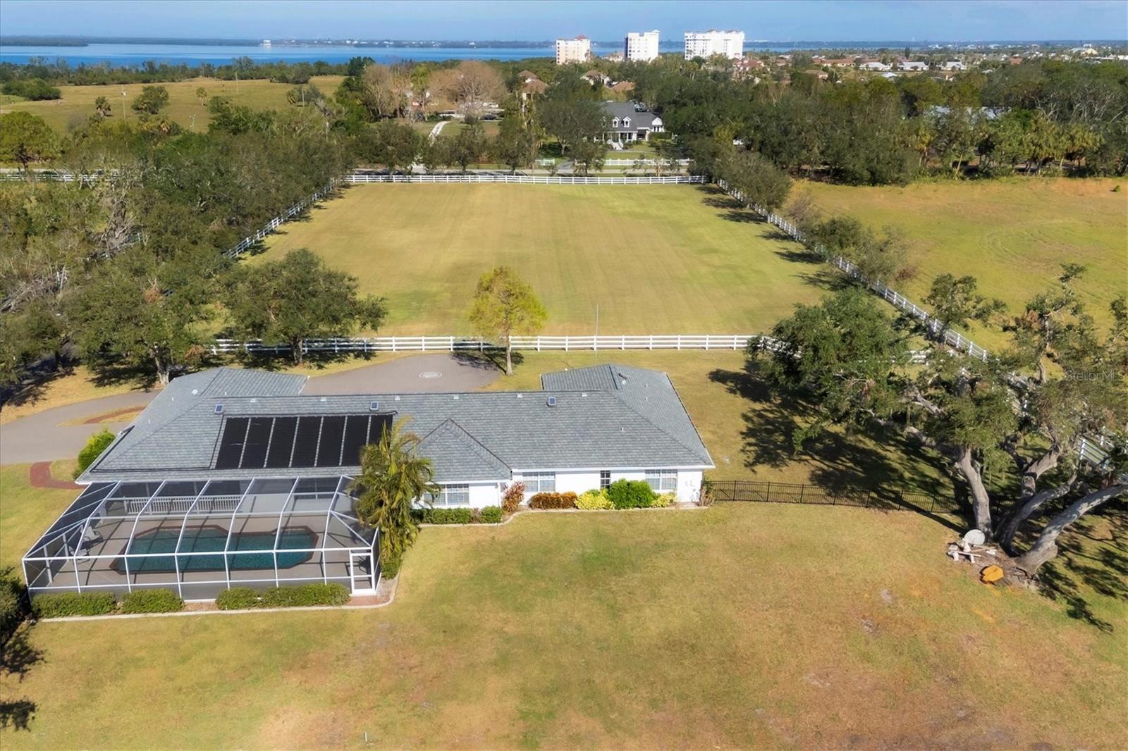 ROY FAMILY RANCHES - Residential