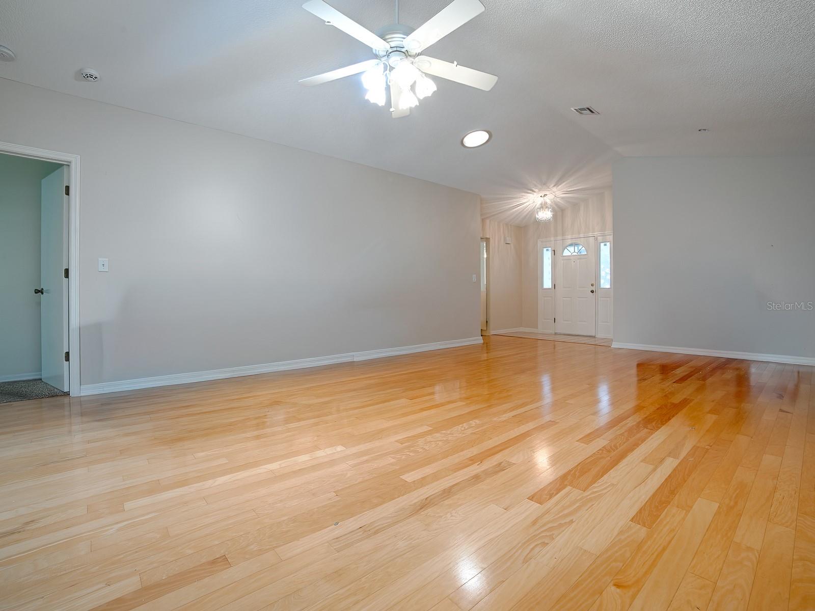 419 RANCHWOOD DRIVE