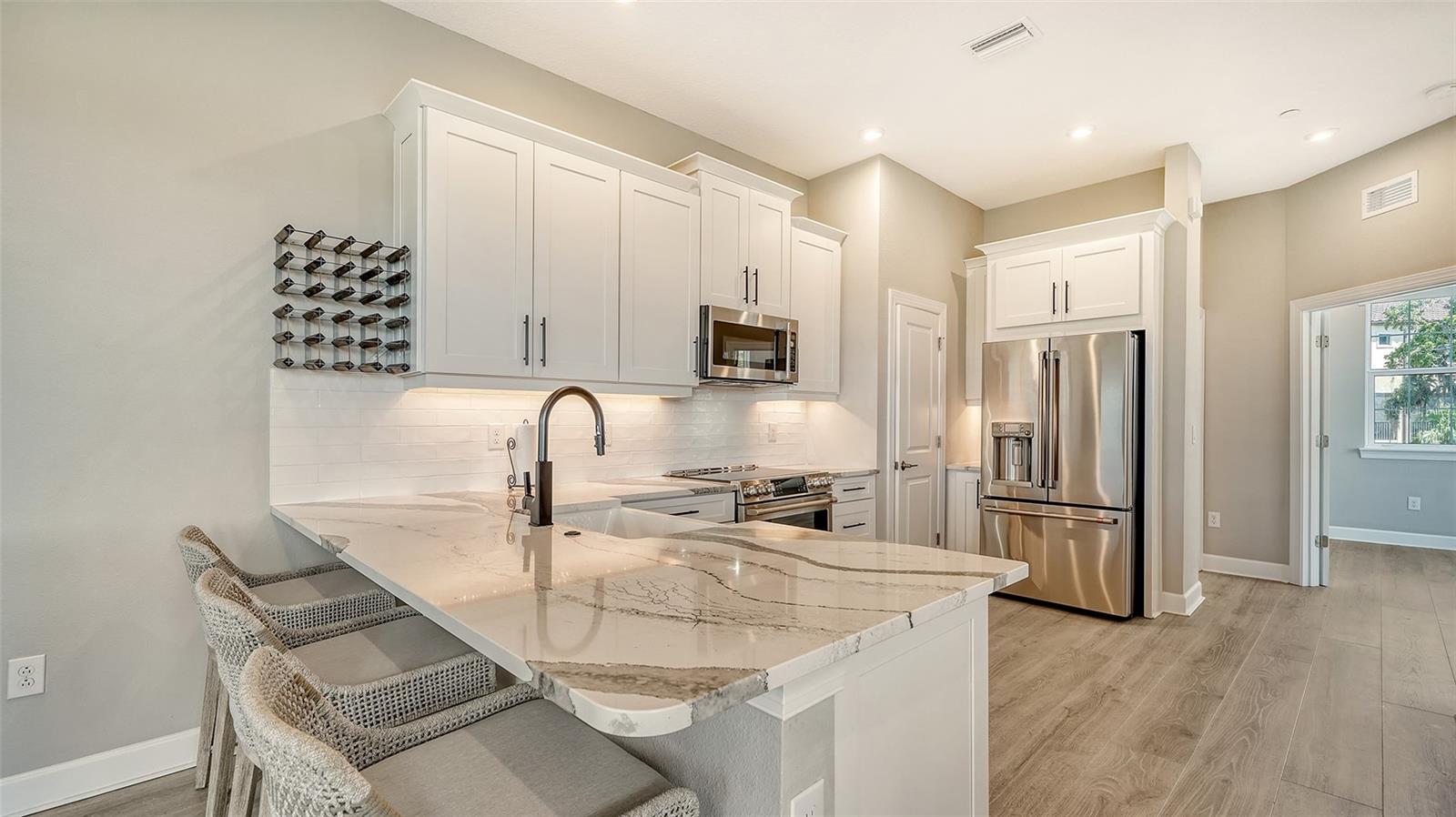 PHILLIPPI LNDGS C - Residential Lease