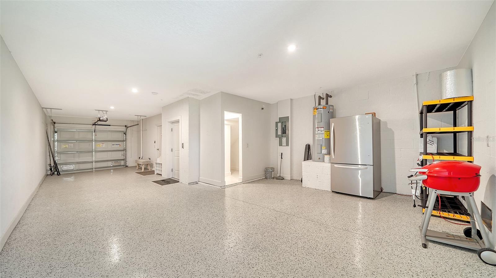 PHILLIPPI LNDGS C - Residential Lease