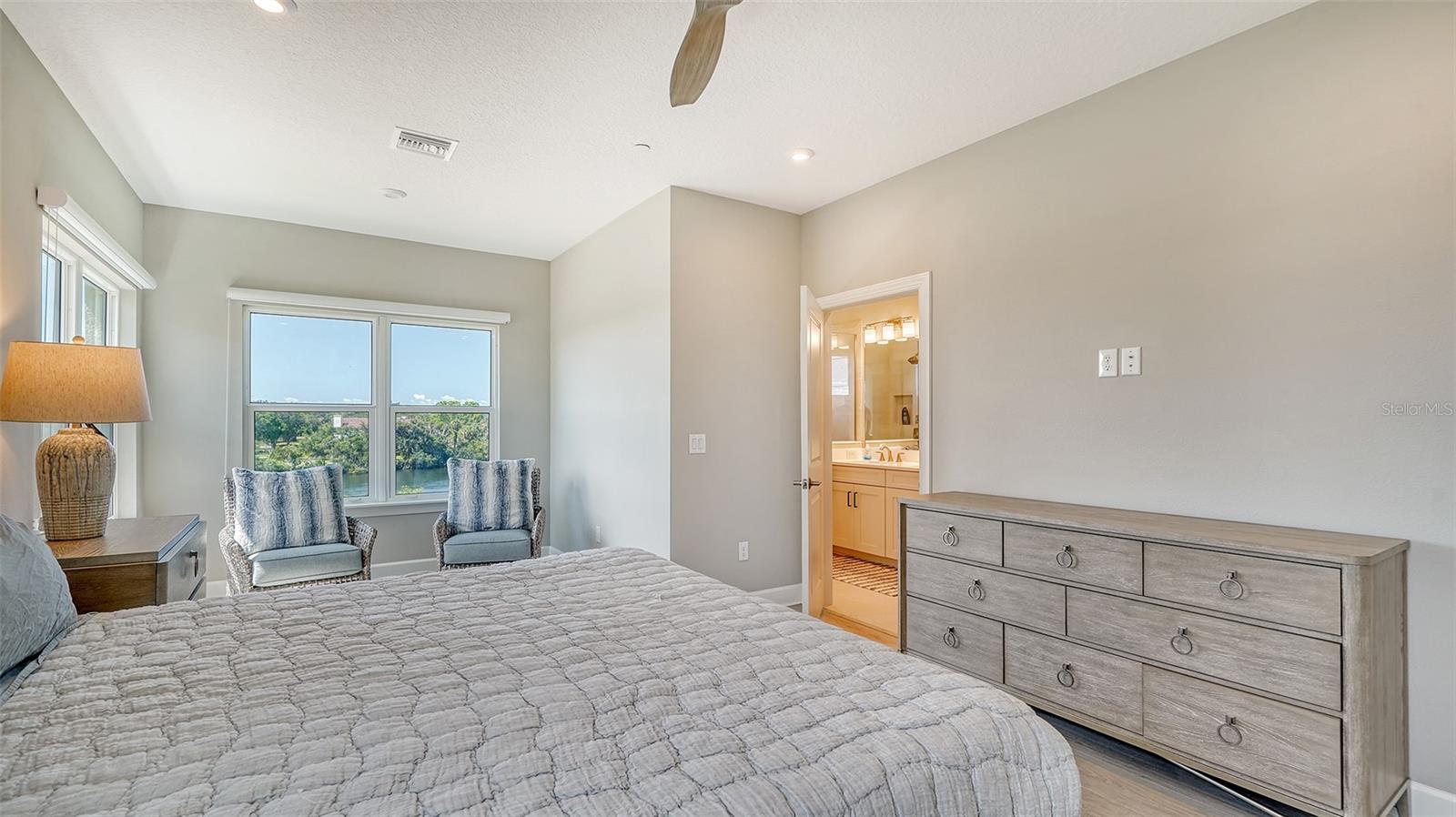 PHILLIPPI LNDGS C - Residential Lease