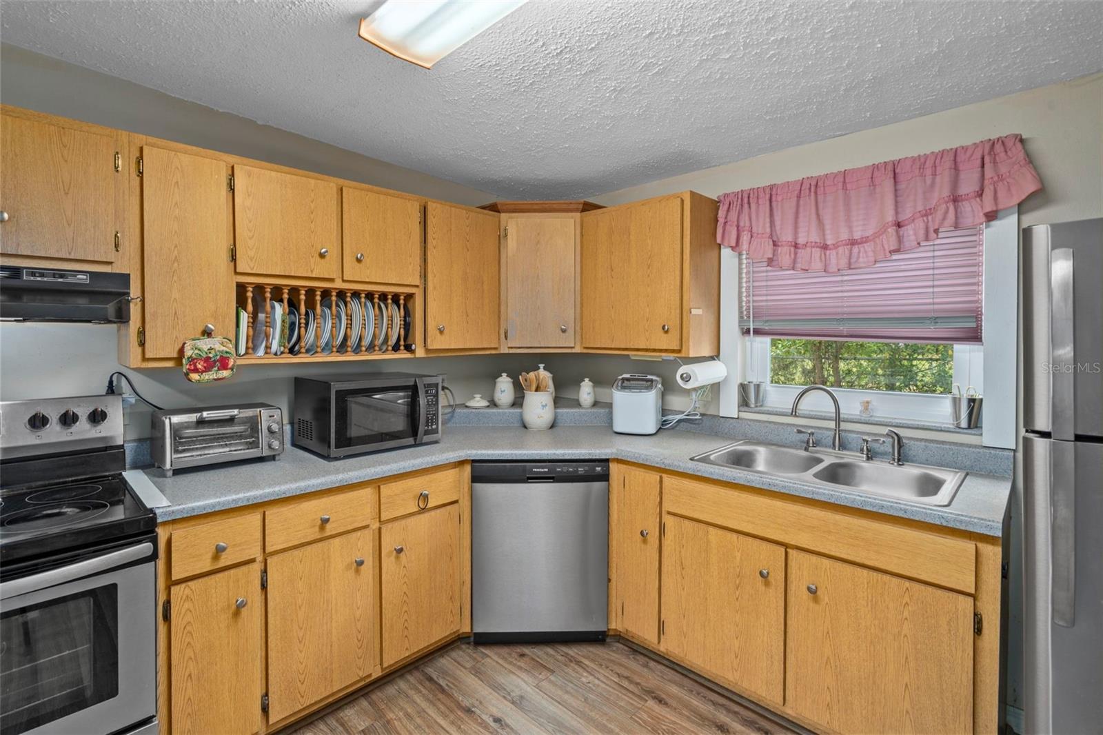 EASTWOOD HEIGHTS - Residential