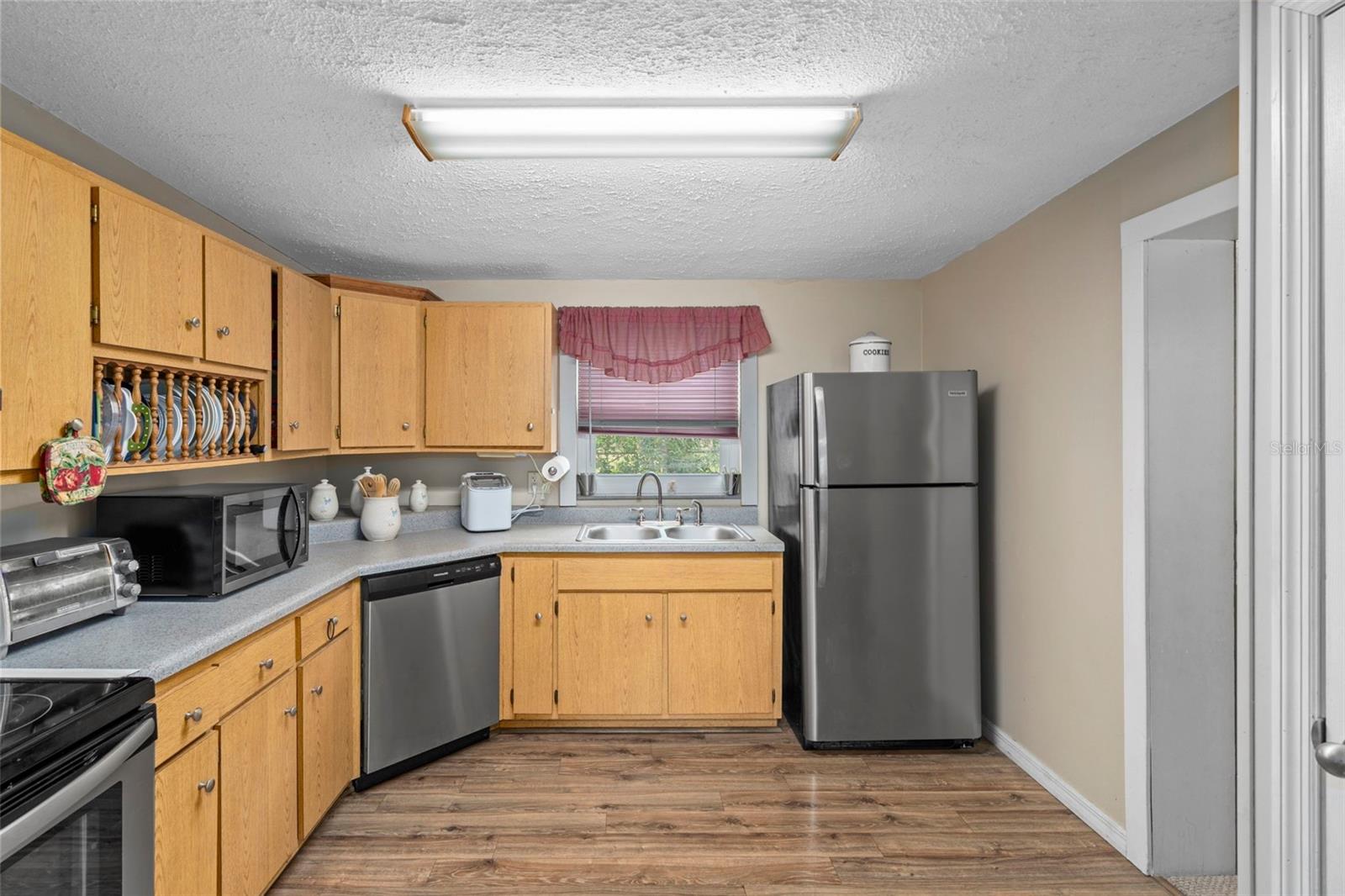 EASTWOOD HEIGHTS - Residential