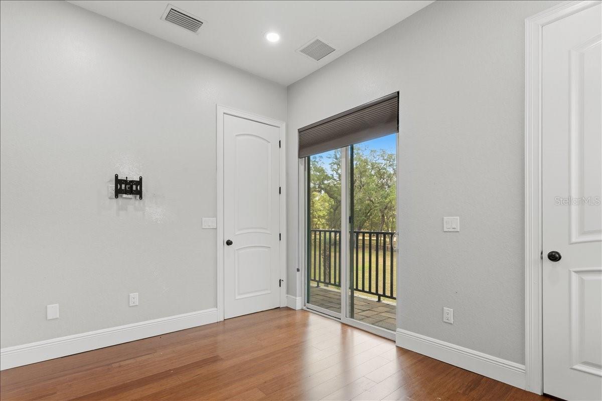 SANTA FE FOREST - Residential