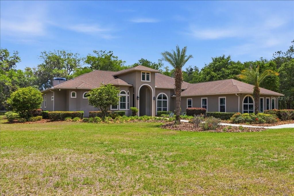 Photo of 7369 NW 187th Terrace, Alachua, FL 32615 (MLS # GC539993)