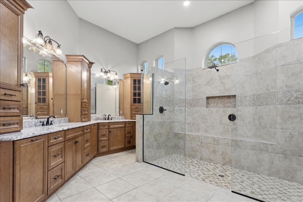 SANTA FE FOREST - Residential