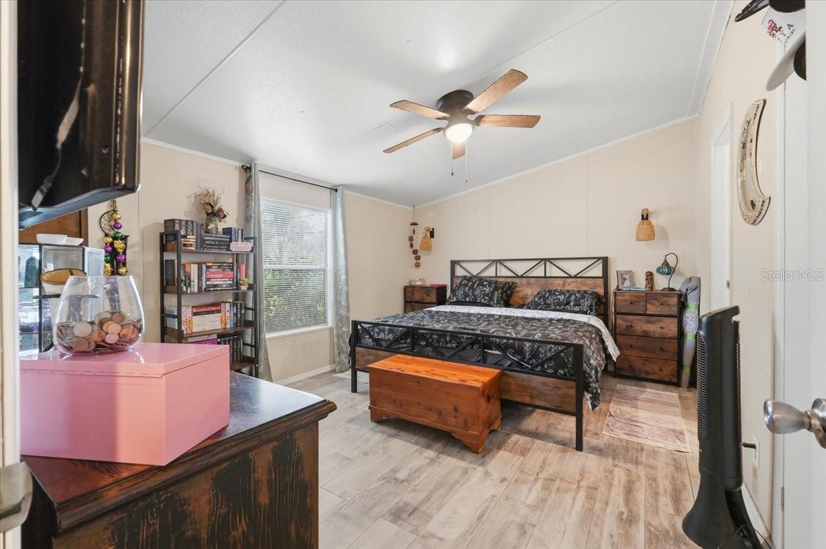 OAK HAMMOCK ESTATES - Residential