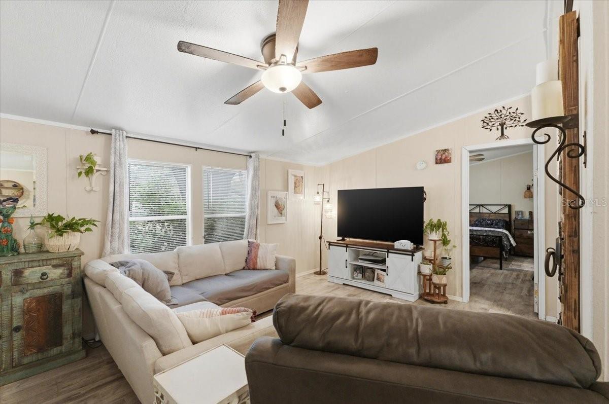 OAK HAMMOCK ESTATES - Residential