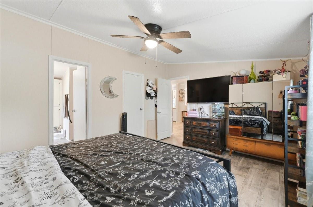 OAK HAMMOCK ESTATES - Residential