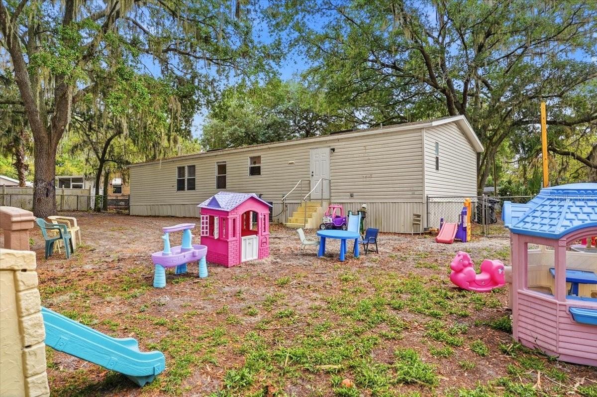 OAK HAMMOCK ESTATES - Residential