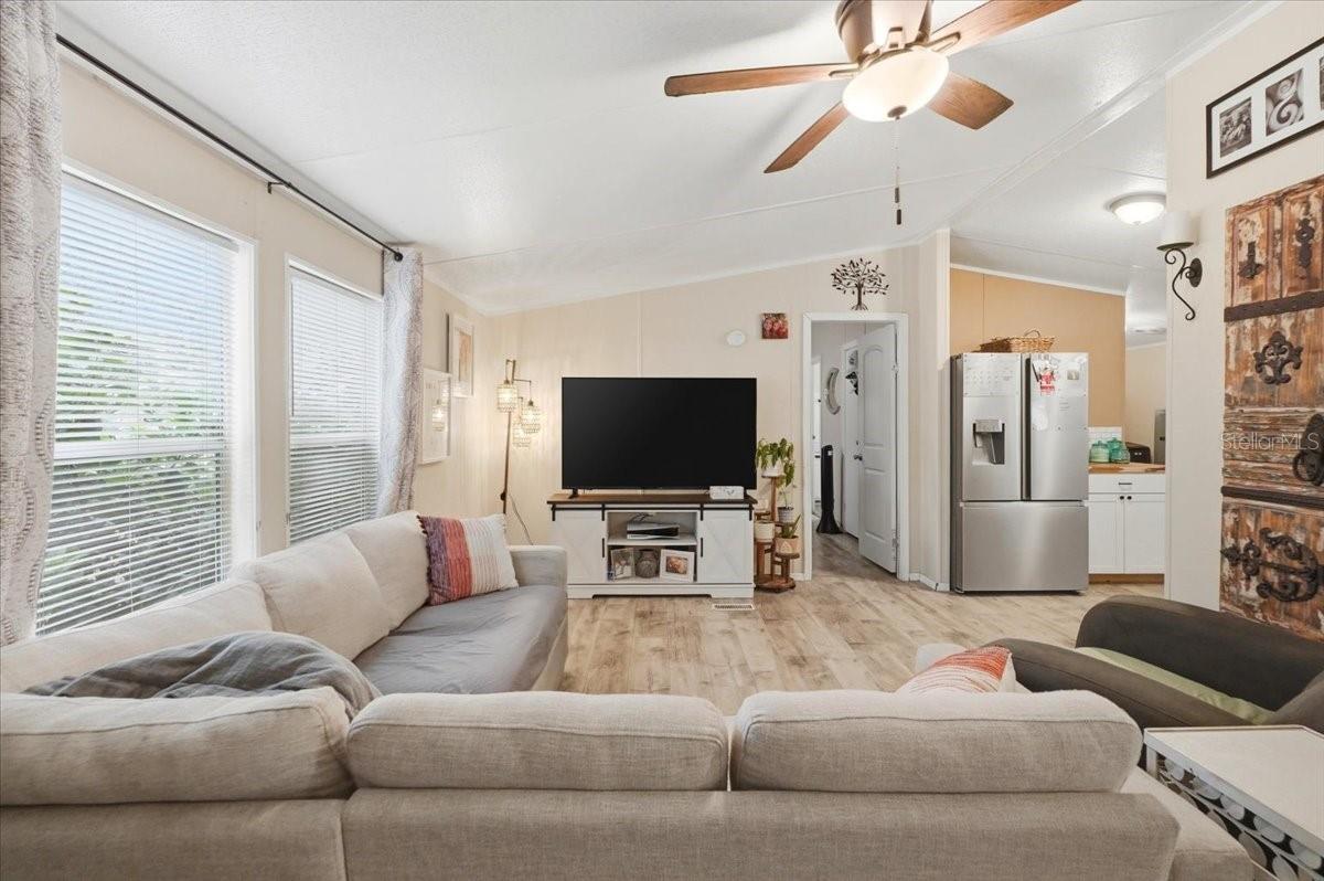 OAK HAMMOCK ESTATES - Residential