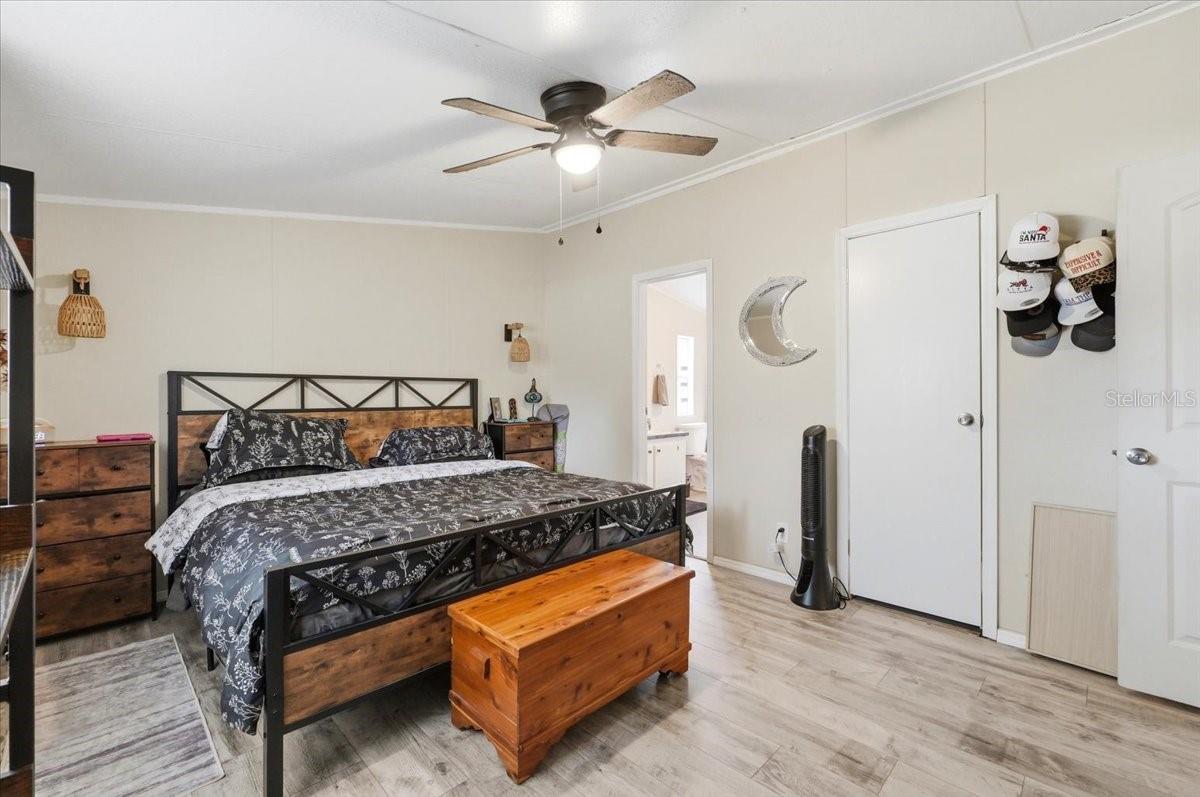 OAK HAMMOCK ESTATES - Residential