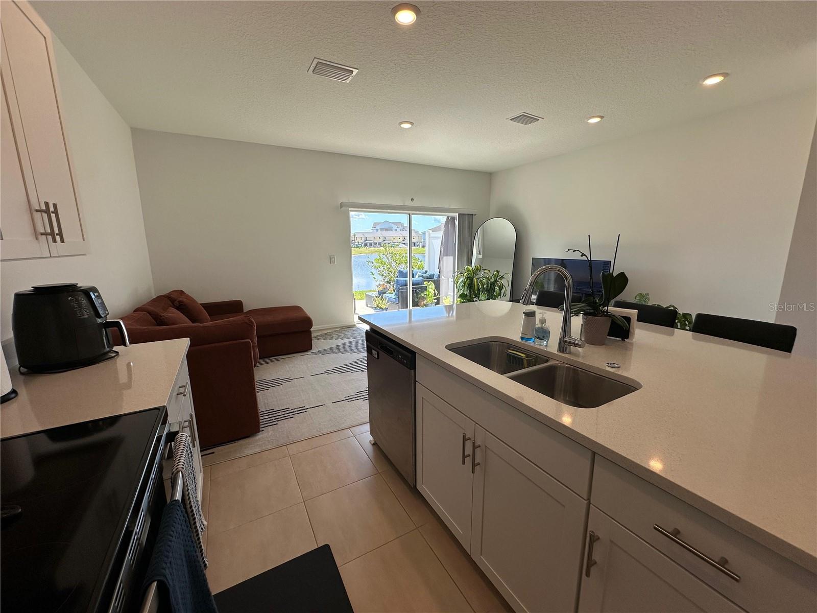 VINTERRA TOWNHOMES - Residential Lease