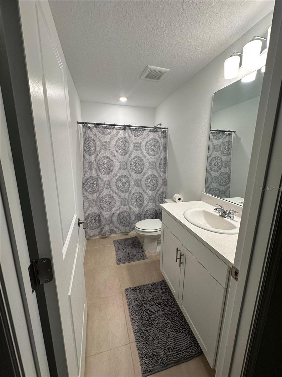 VINTERRA TOWNHOMES - Residential Lease