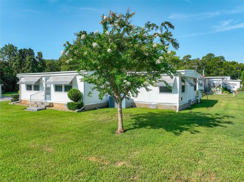 Tiny photo for 1925 Brookside Drive, Mount Dora, FL 32757 (MLS # G5114500)
