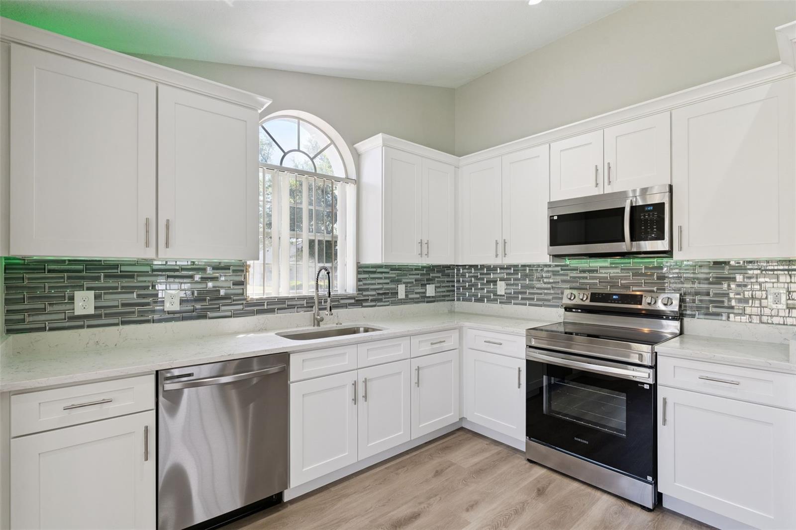 ORANGE TREE PH 6 - Residential