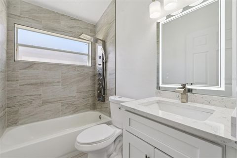 Tiny photo for 15932 Robin Hill Loop, Clermont, FL 34714 (MLS # S5147635)