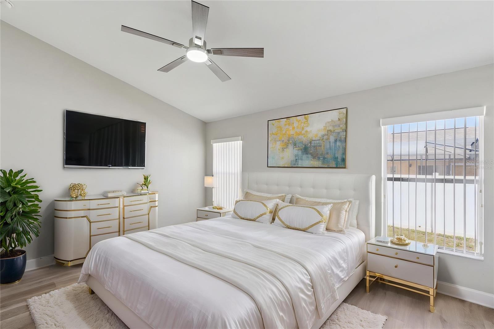 ORANGE TREE PH 6 - Residential