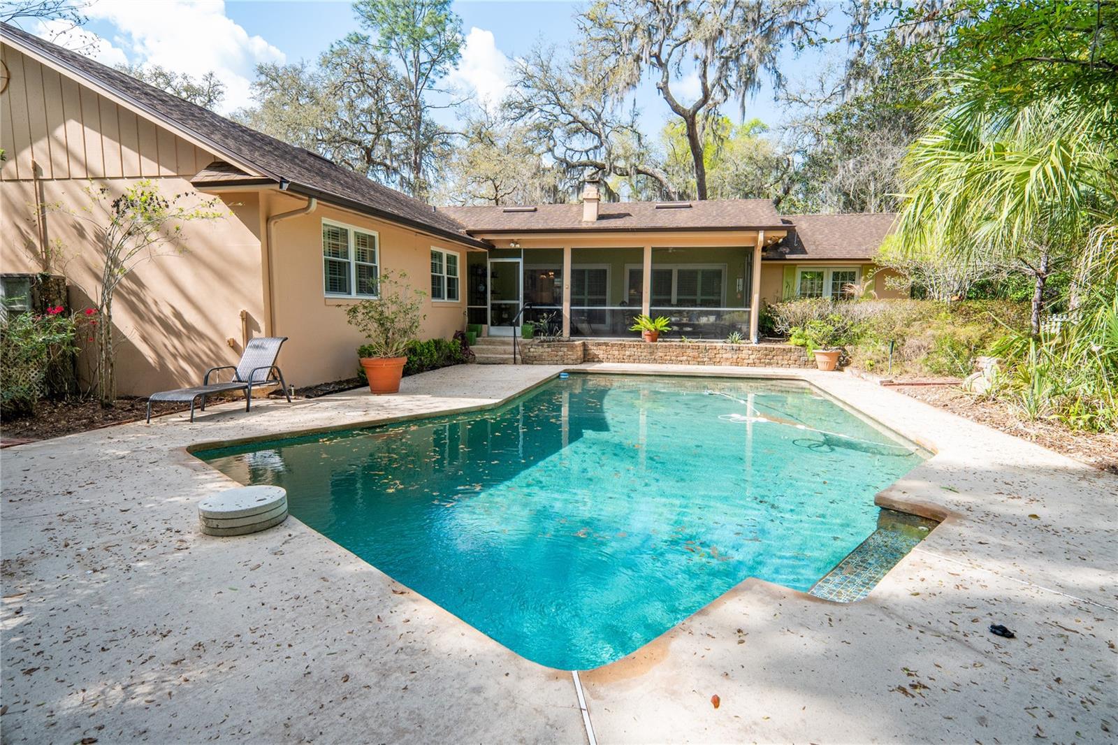 SWEETWATER OAKS SEC 06 - Residential