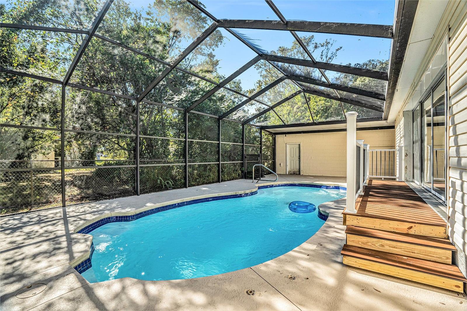 ROSELAND PARK - Residential