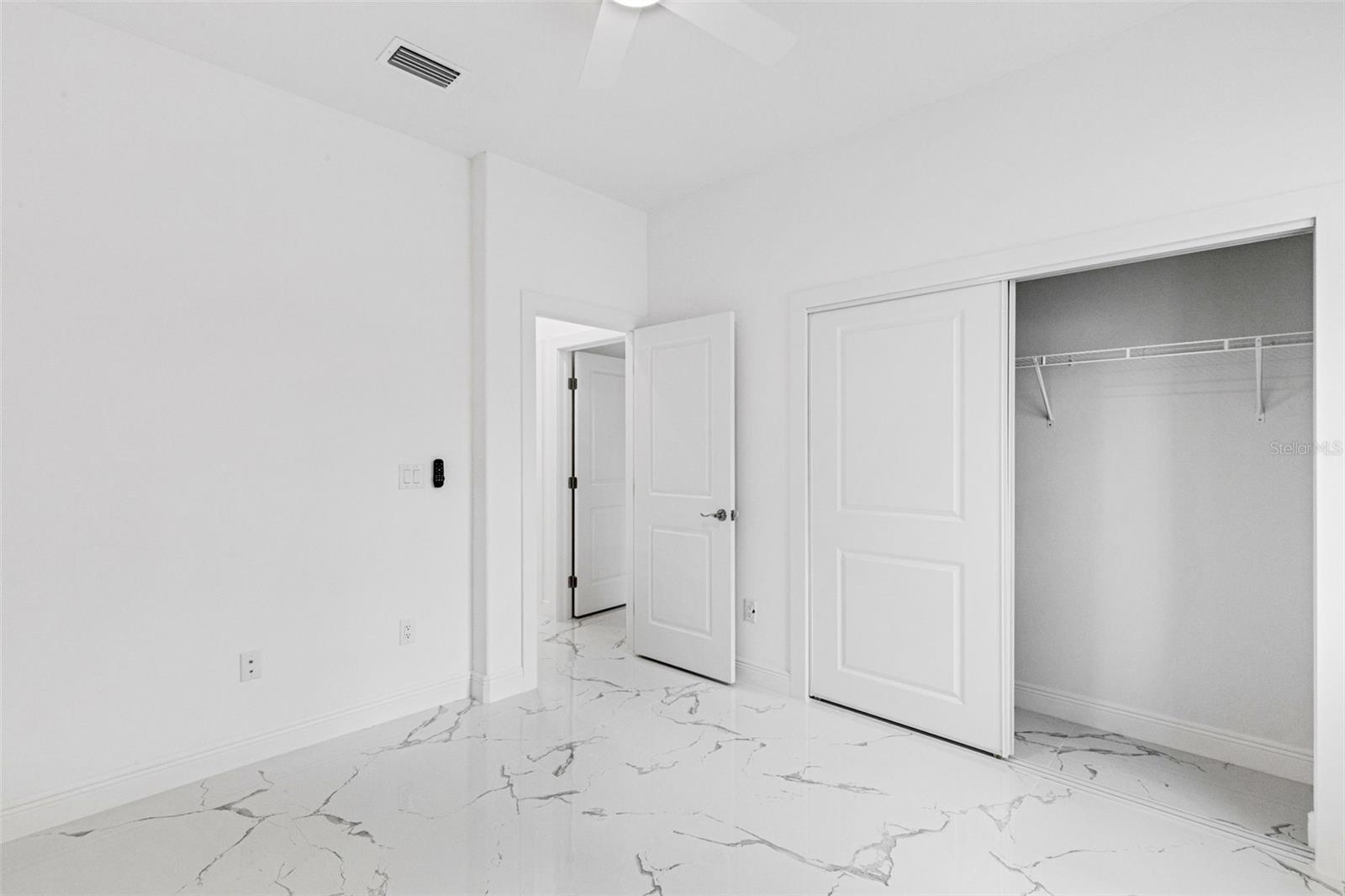 LOWRY LANE SUB - Residential