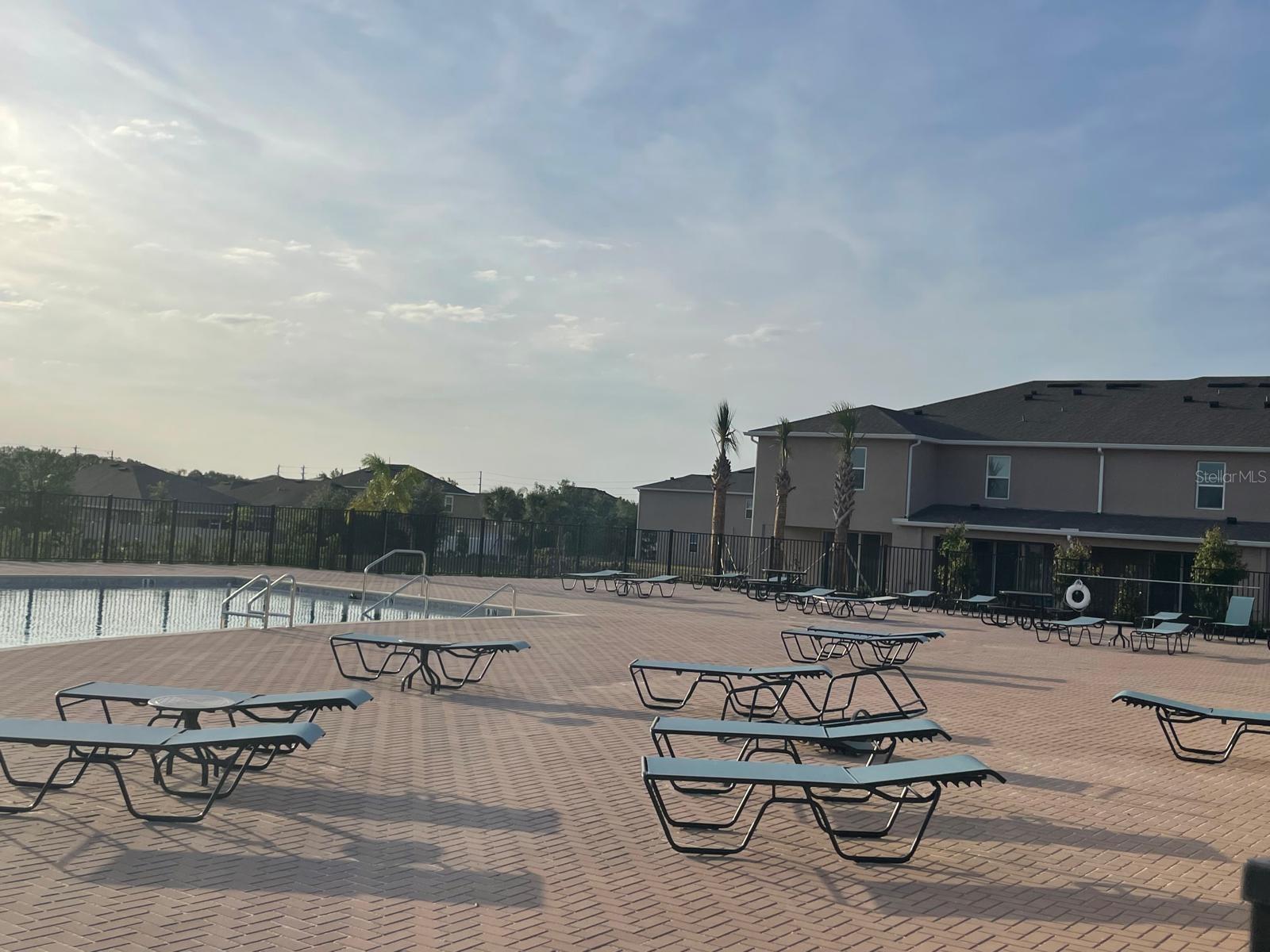 BRENTWOOD COMMUNITY - Residential