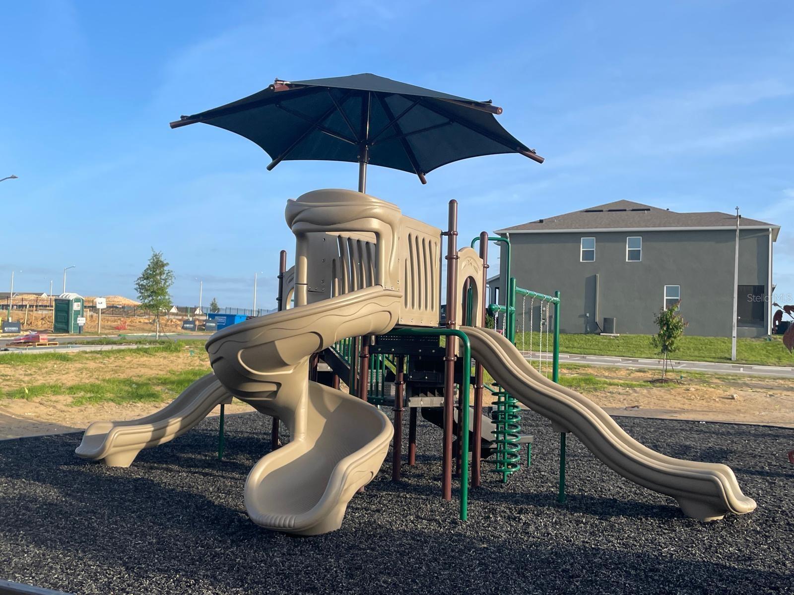 BRENTWOOD COMMUNITY - Residential