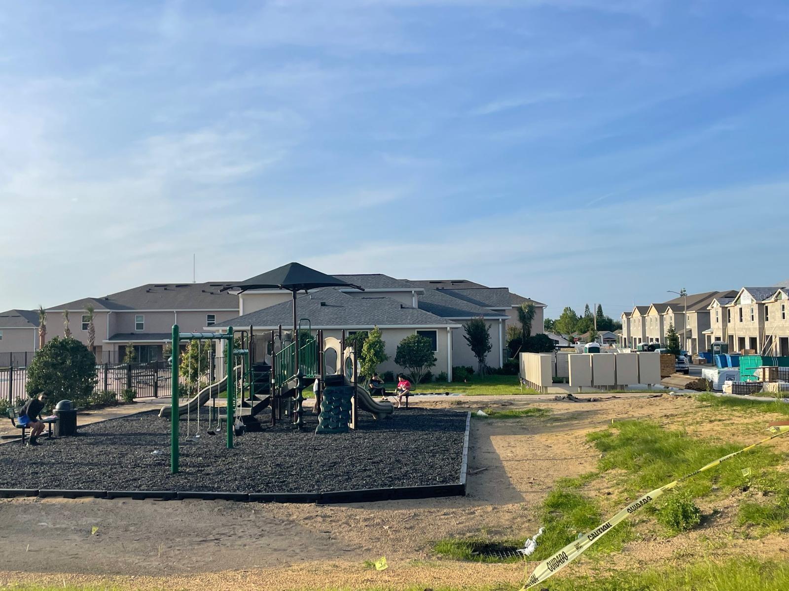 BRENTWOOD COMMUNITY - Residential