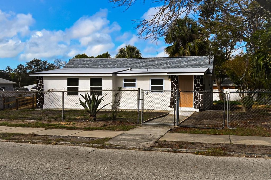Photo of 426 S Disston Avenue, Tarpon Springs, FL 34689 (MLS # TB8484298)