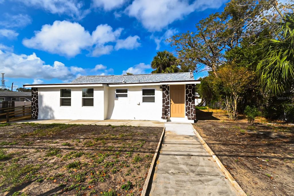 Photo of 426 S Disston Avenue, Tarpon Springs, FL 34689 (MLS # TB8484298)
