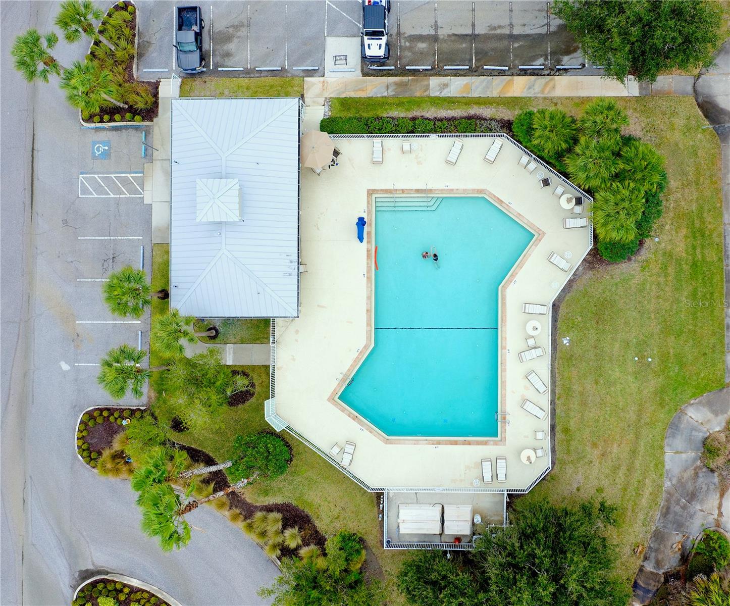 BOBCAT TRAIL - Residential