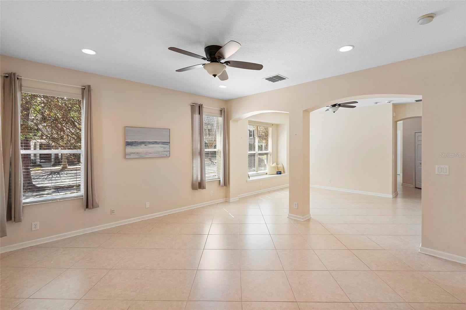 406 RAVENSHILL WAY