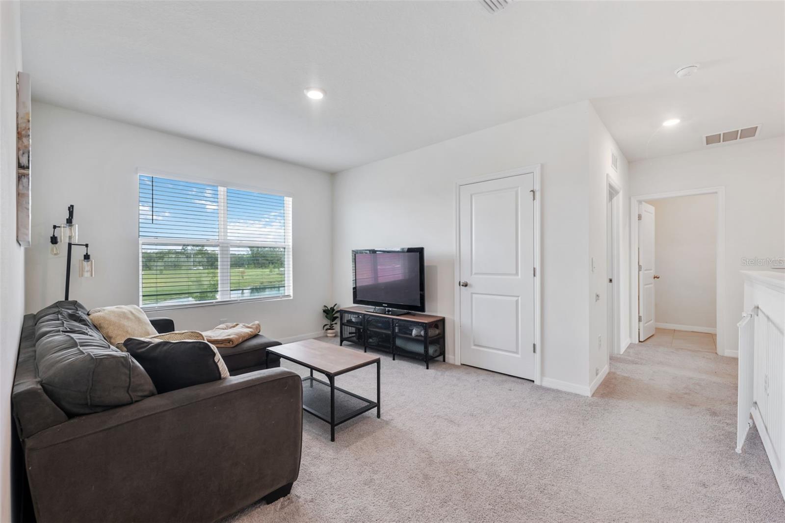 EPPERSON RANCH NORTH POD F PH - Residential Lease