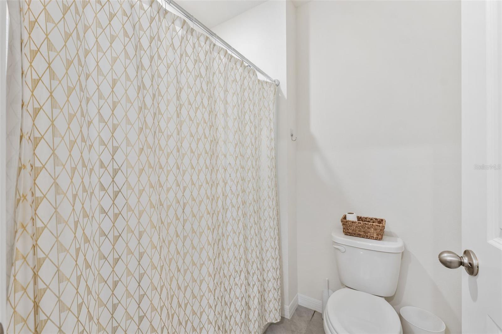 EPPERSON RANCH NORTH POD F PH - Residential Lease