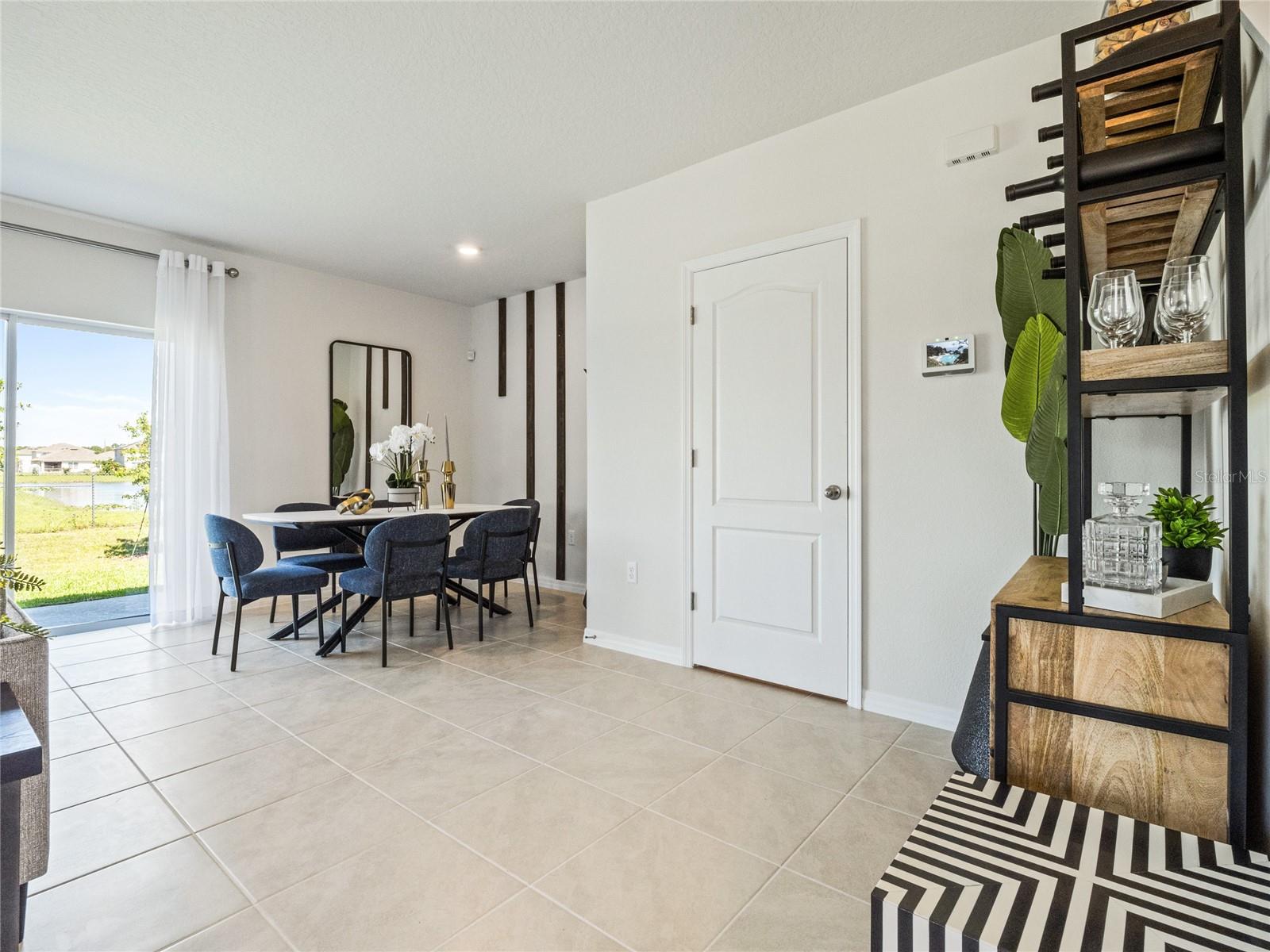 RIVERS EDGE - Residential