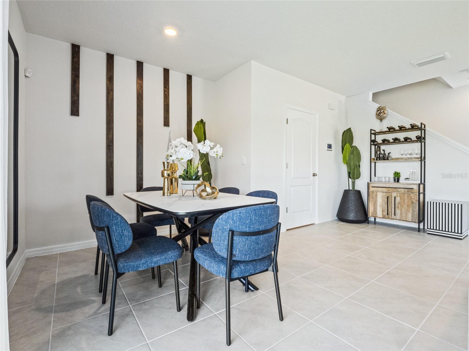 RIVERS EDGE - Residential