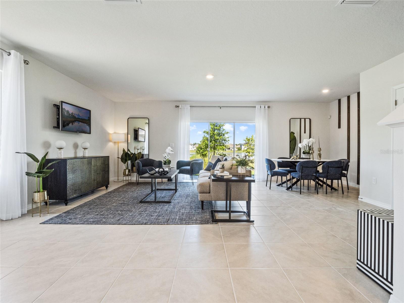 RIVERS EDGE - Residential