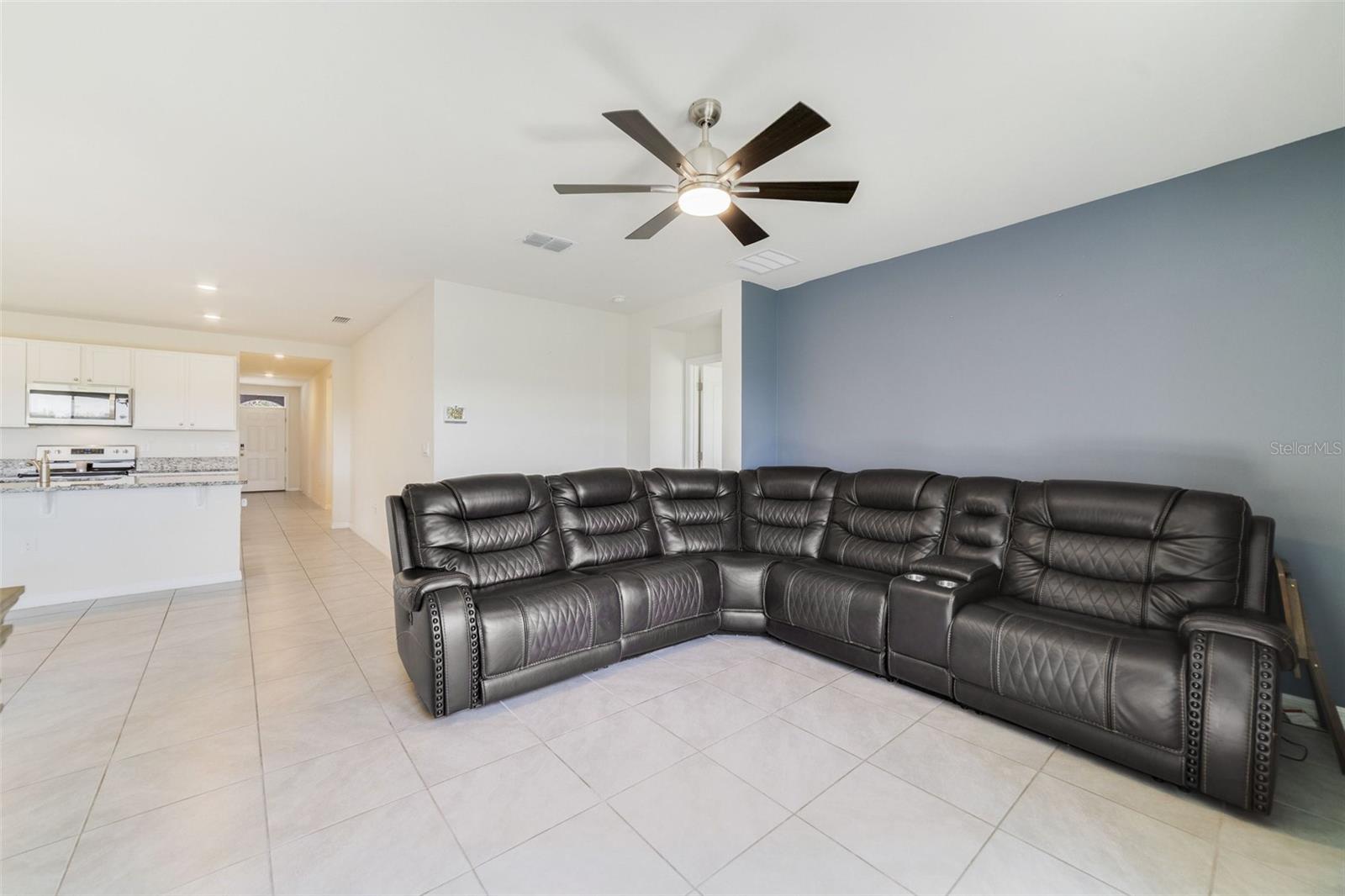 DELTONA LAKES UNIT 09 - Residential