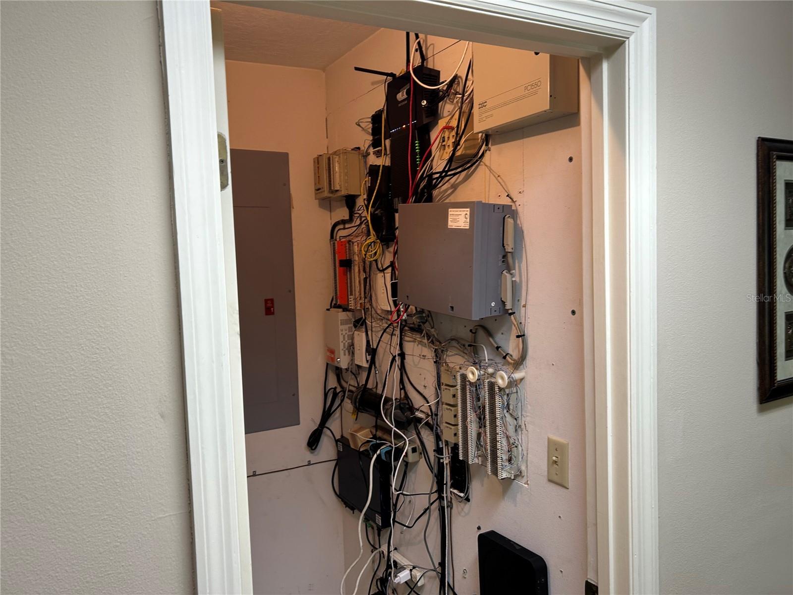 GILLIAMS - Commercial Lease