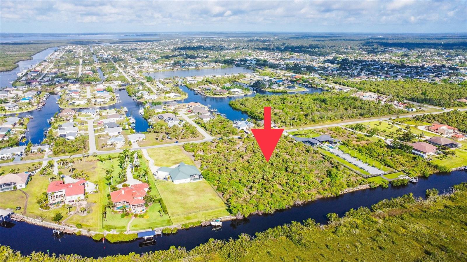 MANCHESTER ESTATES - Land