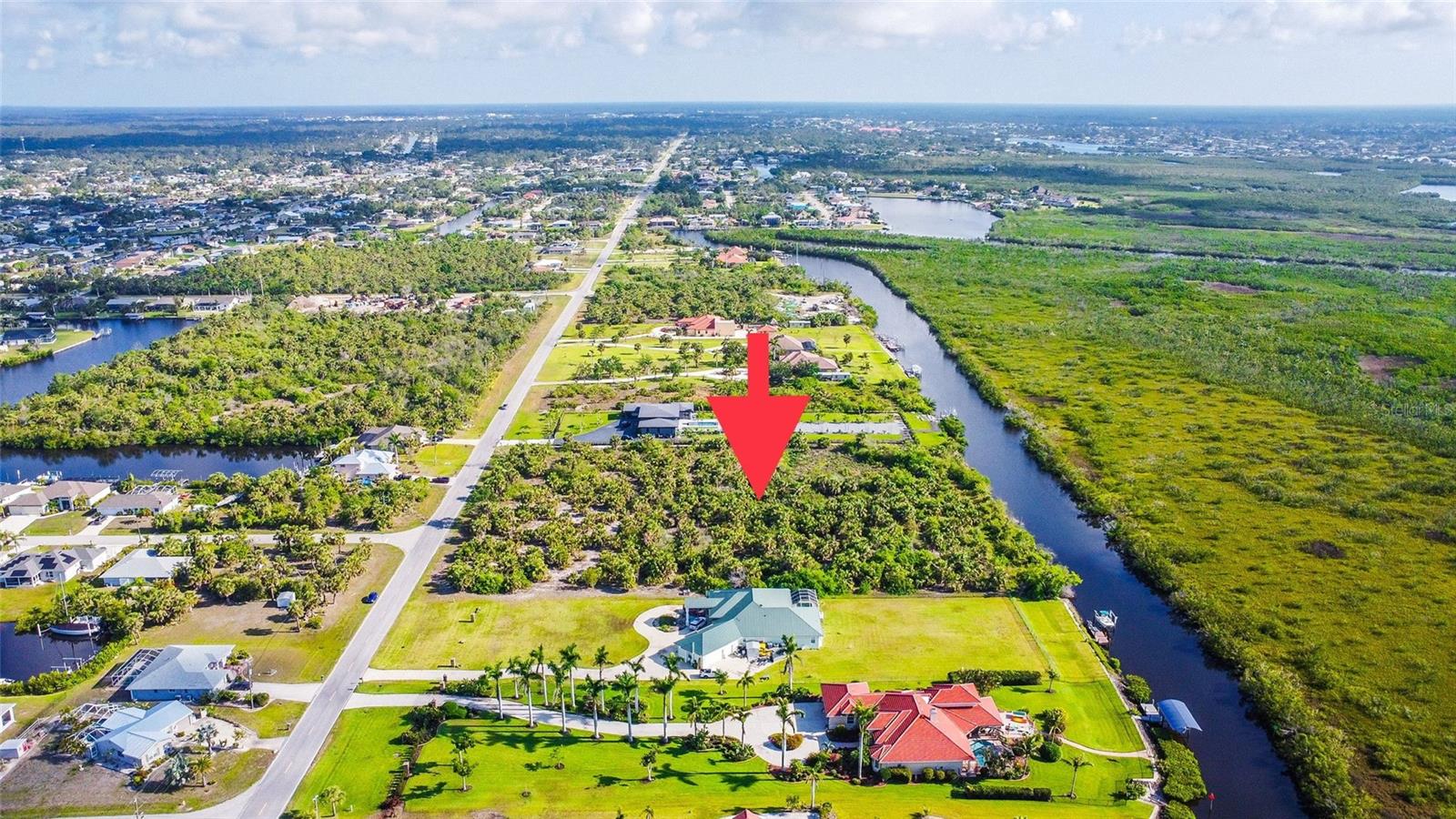 MANCHESTER ESTATES - Land