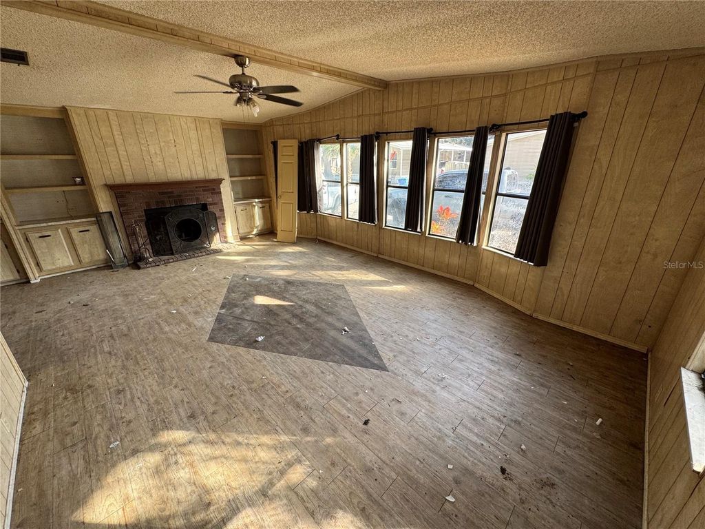 Photo of 10559 Bay Hills Circle, Thonotosassa, FL 33592 (MLS # O6376774)