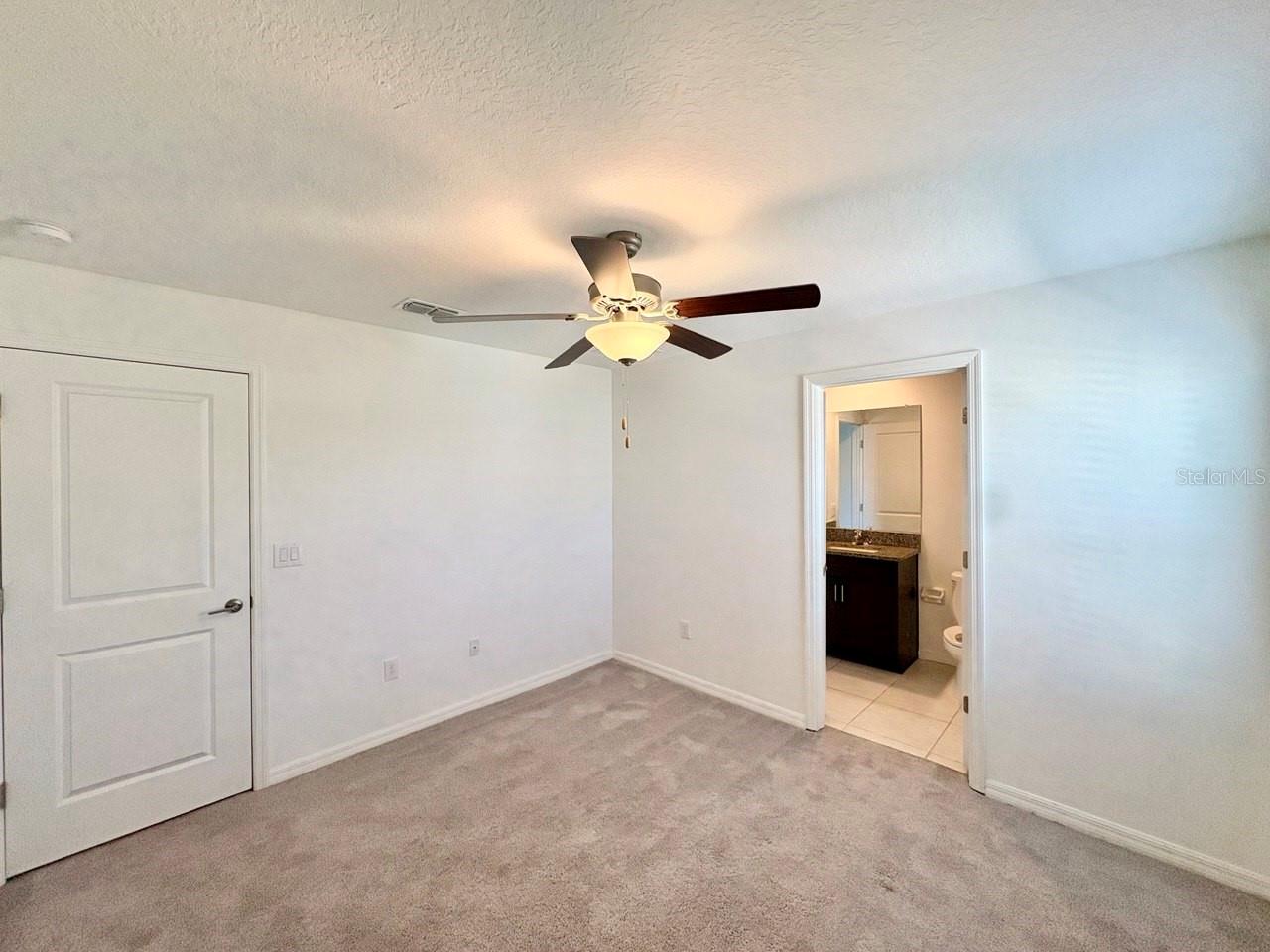 BELMONT TWNHMS PRCL F - Residential Lease