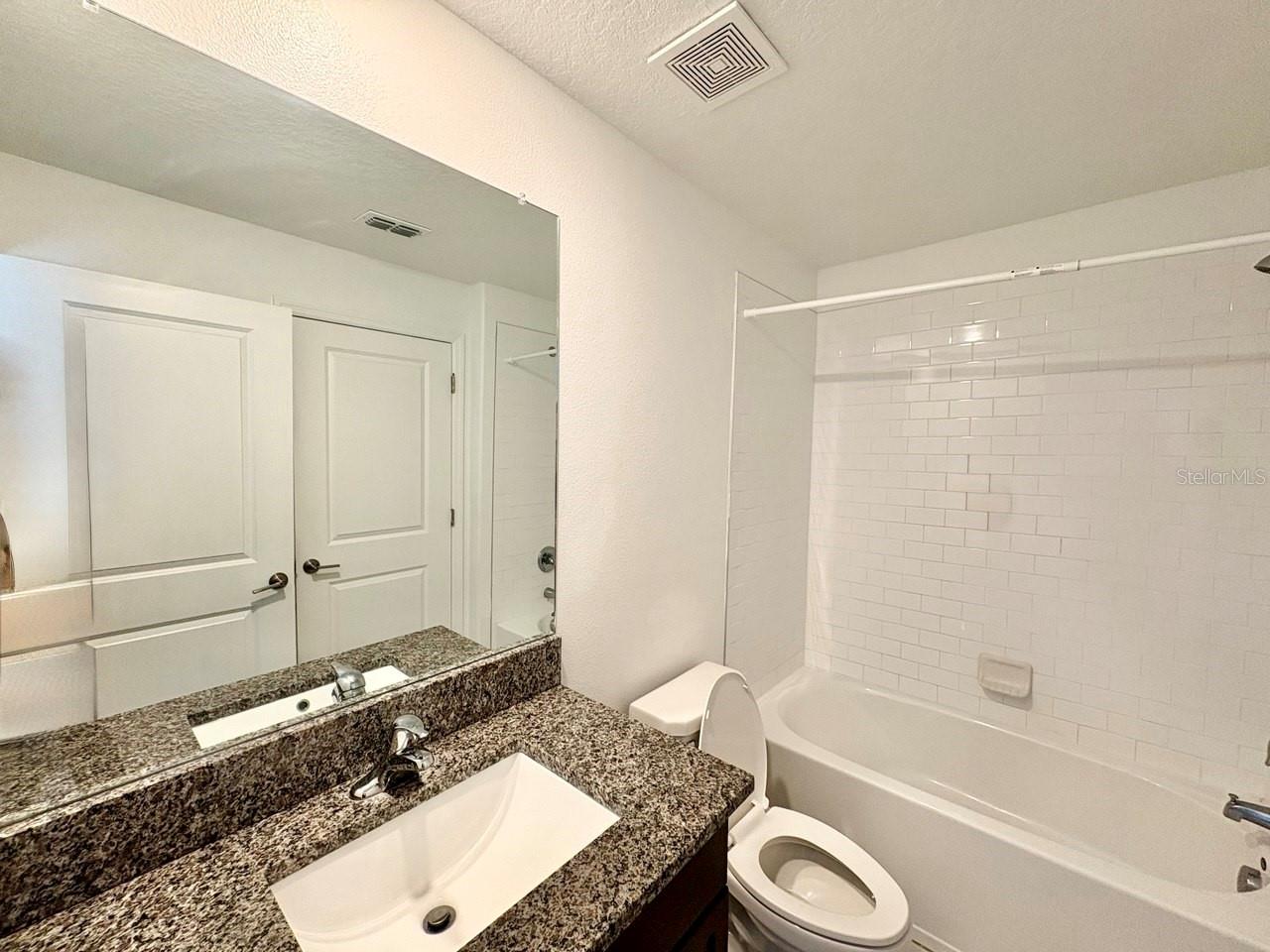 BELMONT TWNHMS PRCL F - Residential Lease