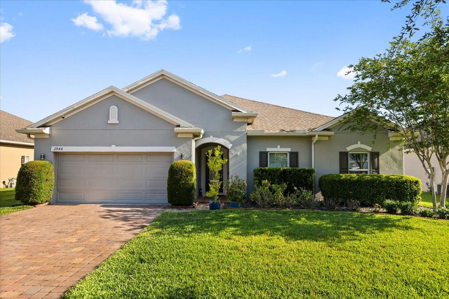 Beautiful 4-bedroom home with a versatile flex room that can easily be converted into another bedroom, located in the highly desirable Arden Park community. This open-concept floor plan features upgraded bathrooms and granite countertops.
The spacious primary suite includes a soaking tub and separate shower, creating a private retreat. Enjoy Florida living year-round in the screened-in lanai.
Situated in a gated community offering resort-style amenities, including a community pool, fitness center, clubhouse, multiple parks, and a picturesque walking trail around the lake.
Conveniently located with quick access to FL-429, FL-408, and the Florida Turnpike. Shopping and dining are just minutes away. The community connects directly to the West Orange Trail, making it easy to bike or run to downtown Winter Garden in under 8 miles.