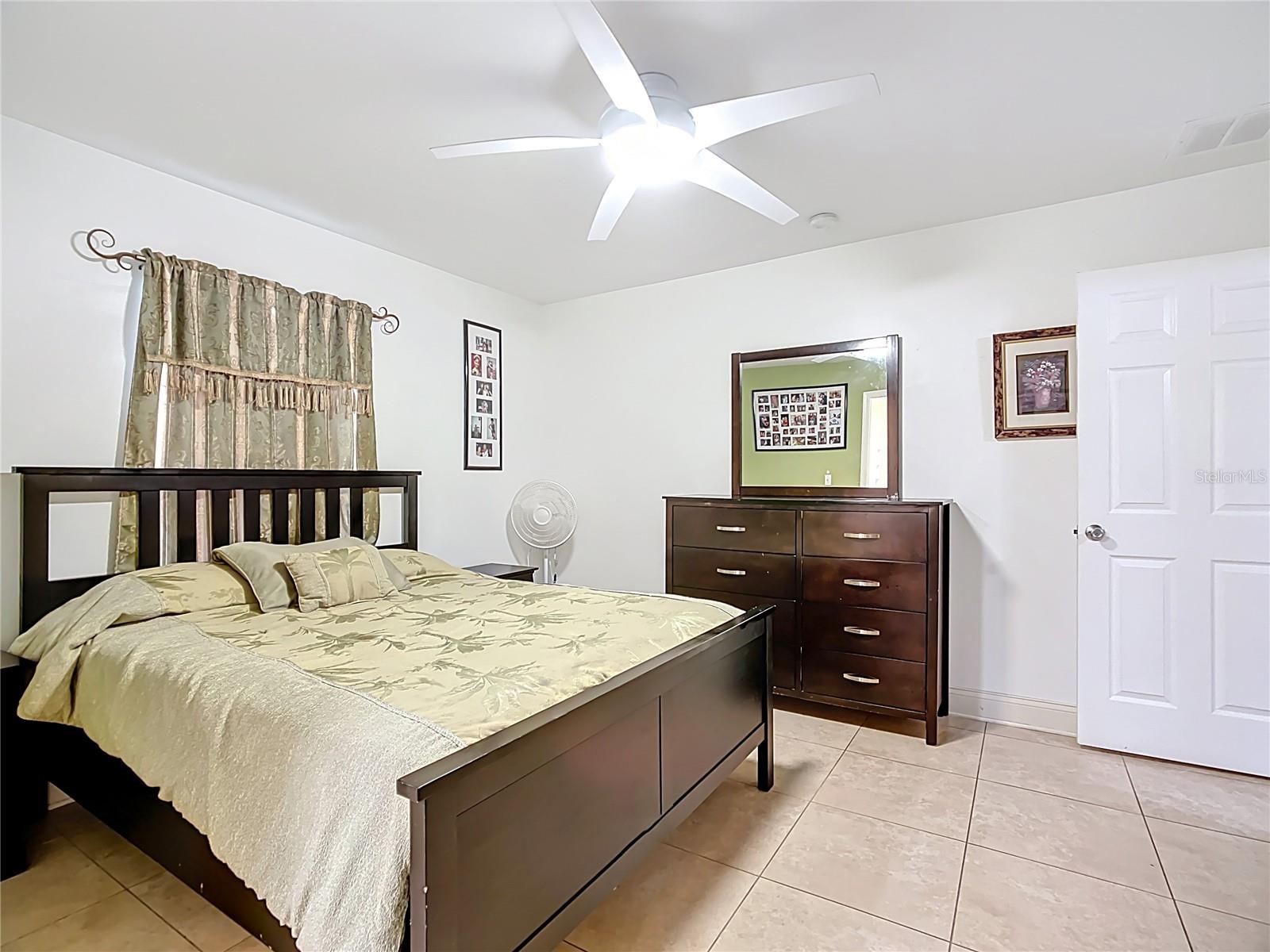 IMPERIALAKES PH ONE - Residential