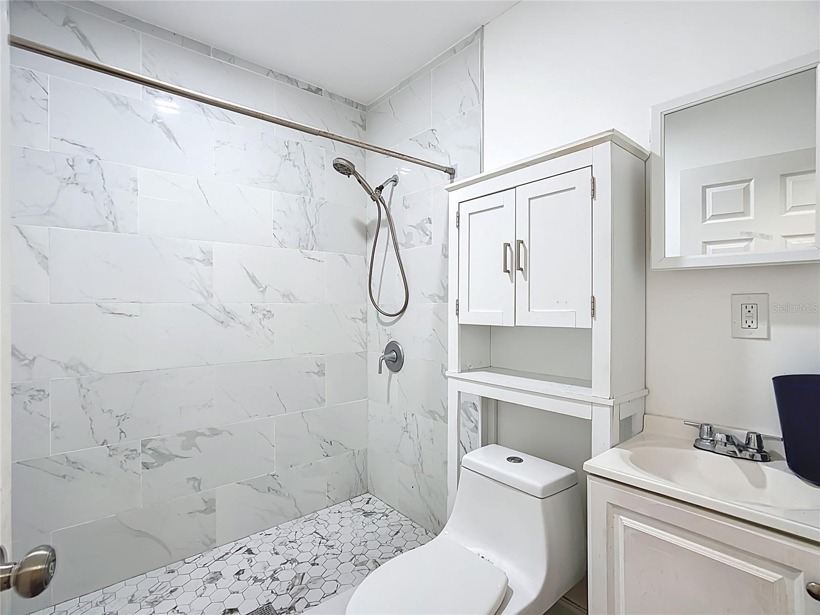 IMPERIALAKES PH ONE - Residential