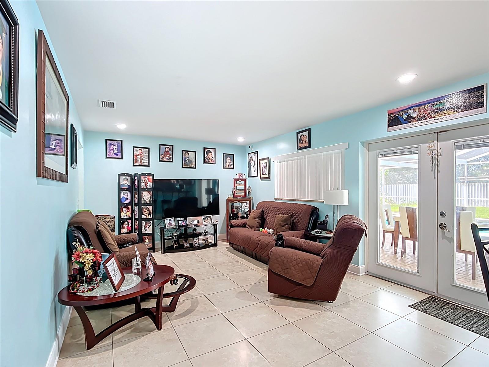 IMPERIALAKES PH ONE - Residential