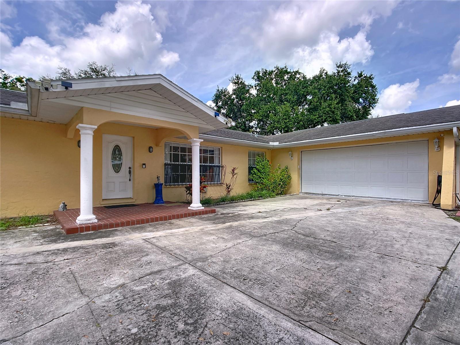 IMPERIALAKES PH ONE - Residential